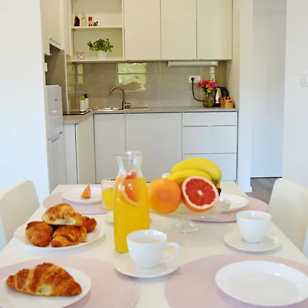 Portina Apartamento Bacina