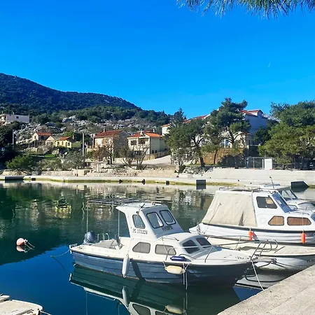 Portina Apartment